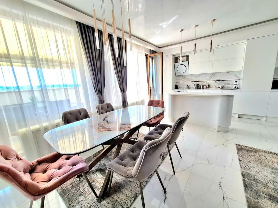 Spacious Prestige Penthouse Varna Exterior photo
