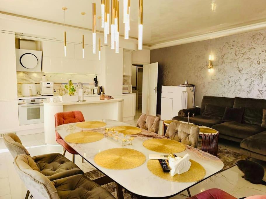 Spacious Prestige Penthouse Varna Exterior photo