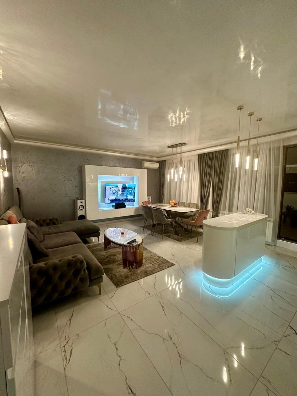 Spacious Prestige Penthouse Varna Exterior photo