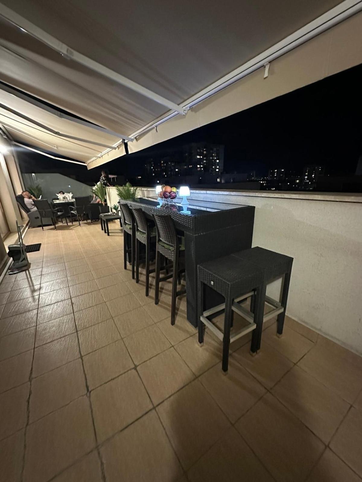 Spacious Prestige Penthouse Varna Exterior photo